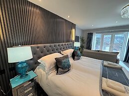 Ambleside Rooms & Suites