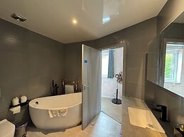 Ambleside Rooms & Suites