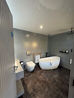 Ambleside Rooms & Suites