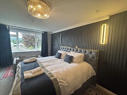 Ambleside Rooms & Suites
