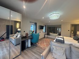 Ambleside Rooms & Suites