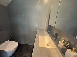 Ambleside Rooms & Suites