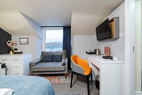 Waterhead Rooms & Suites