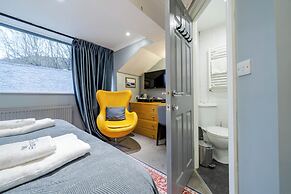 Waterhead Rooms & Suites