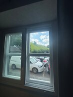 Ambleside Rooms & Suites