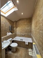 Ambleside Rooms & Suites