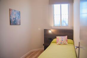 Feel at Sants Apartments