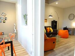Feel at Sants Apartments