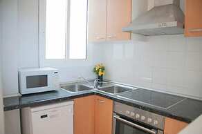 Feel at Sants Apartments