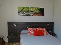 Feel at Sants Apartments