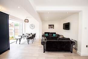 Hillfoot House