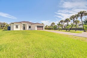 Pets Welcome - Home on 2.5 Acres in Naples!