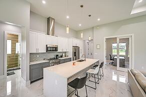 Pets Welcome - Home on 2.5 Acres in Naples!