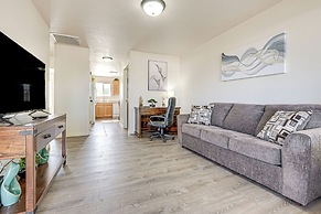 Townhome: Fire Pit & Bbq, 60 Mi to Zion Natl Park