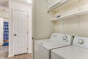 Townhome: Fire Pit & Bbq, 60 Mi to Zion Natl Park