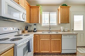 Townhome: Fire Pit & Bbq, 60 Mi to Zion Natl Park