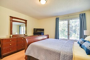 4 Mi to Uga: Pet-friendly Home in Athens