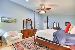 4 Mi to Uga: Pet-friendly Home in Athens