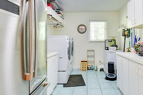 4 Mi to Uga: Pet-friendly Home in Athens