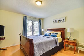 4 Mi to Uga: Pet-friendly Home in Athens