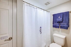 Steps to Beach & Boardwalk: Condo in Port Aransas!