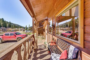 Walk to Ski Lift: Family-friendly Red River Haven!