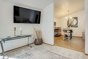 Near Medical Corridor: 'whimsy Wisconsin' Duplex