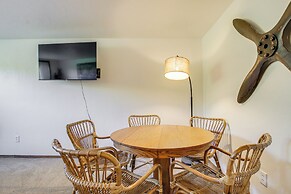 Near Medical Corridor: 'whimsy Wisconsin' Duplex