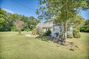 Bungalow w/ Large Yard: 8 Mi to Cape Charles Beach