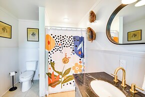 Bungalow w/ Large Yard: 8 Mi to Cape Charles Beach