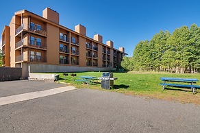 Walk to Brian Head Resort: Condo w/ Pool Access!