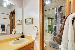 Walk to Brian Head Resort: Condo w/ Pool Access!