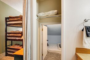 Walk to Brian Head Resort: Condo w/ Pool Access!