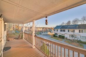 1 Mi to Downtown & Palladium: Worcester Getaway!