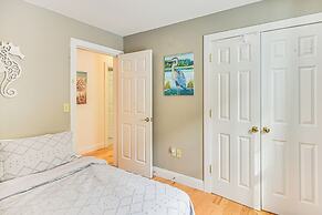 1 Mi to Downtown & Palladium: Worcester Getaway!