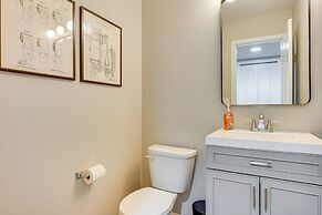 Game Room & Deck: Family-friendly Tumwater Gem