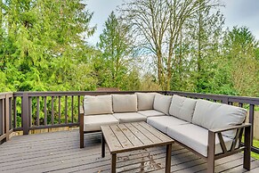 Game Room & Deck: Family-friendly Tumwater Gem