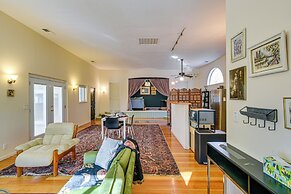 1 Mi to City Plaza: Family-friendly Chico Home