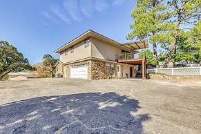 Spacious Ruidoso Home w/ Patio & Mountain Views!