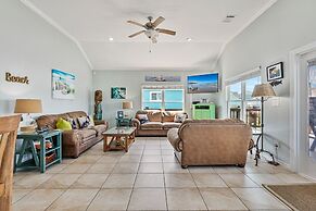 Outlaw's Inn 3 Bedroom Home