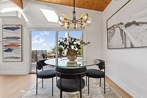 Serene Oceanview Escape With Expansive Deck 3 Bedroom Home