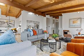 Serene Oceanview Escape With Expansive Deck 3 Bedroom Home