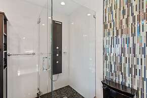 Serene Oceanview Escape With Expansive Deck 3 Bedroom Home