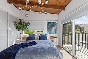 Serene Oceanview Escape With Expansive Deck 3 Bedroom Home