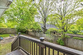 Relax And Unwind In The Heart Of Fayetteville 2 Bedroom Home