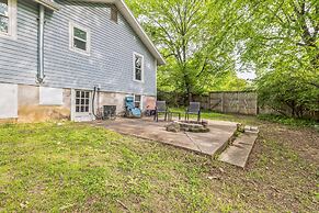 Relax And Unwind In The Heart Of Fayetteville 2 Bedroom Home