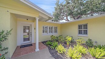 Casa De Flores 4 Bedroom Home