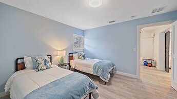 Casa De Flores 4 Bedroom Home