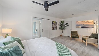 Casa De Flores 4 Bedroom Home