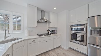 Casa De Flores 4 Bedroom Home